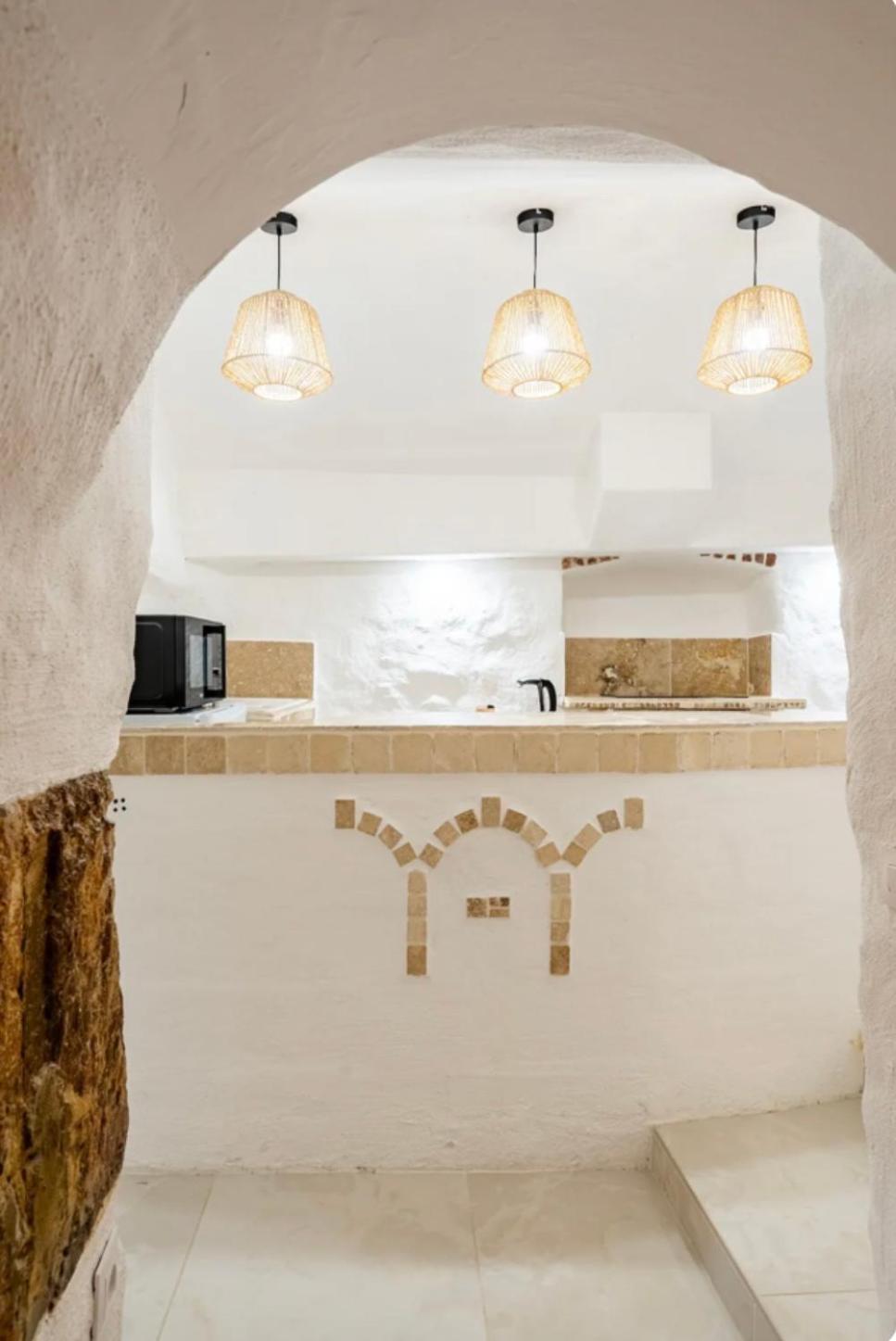 Le Temple D'Aphrodite, Appartement Avec Spa فيين المظهر الخارجي الصورة